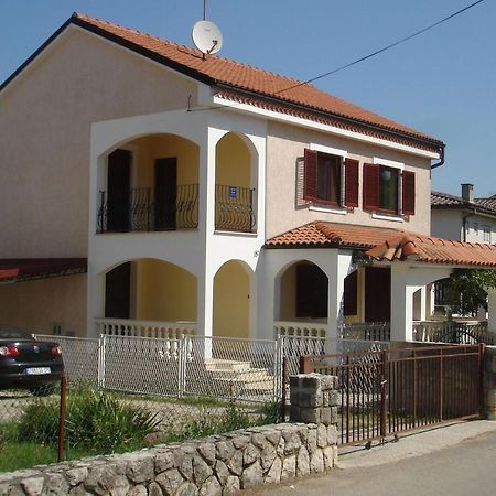 Studio Apartment Branka Malinska Exterior photo